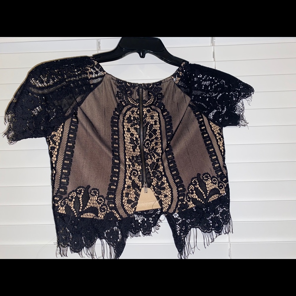 Crop top blouse. Black. Super cute . Lace